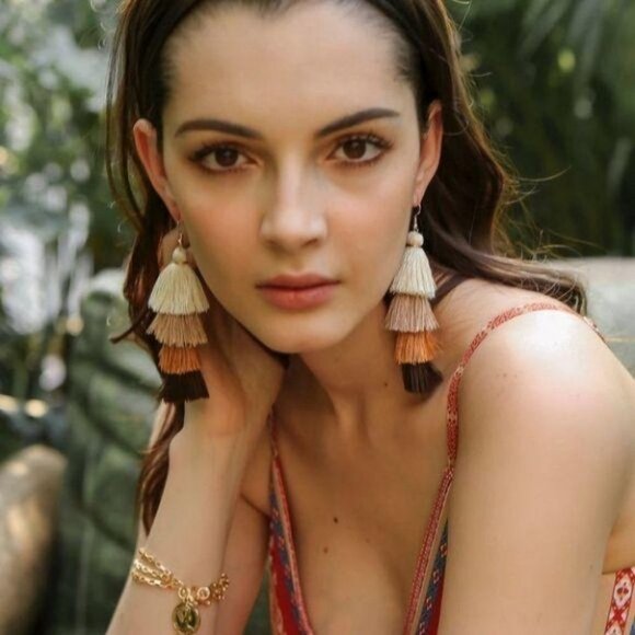 Multiple Layers Bohemian Tassel Earrings - Picture 5 of 8